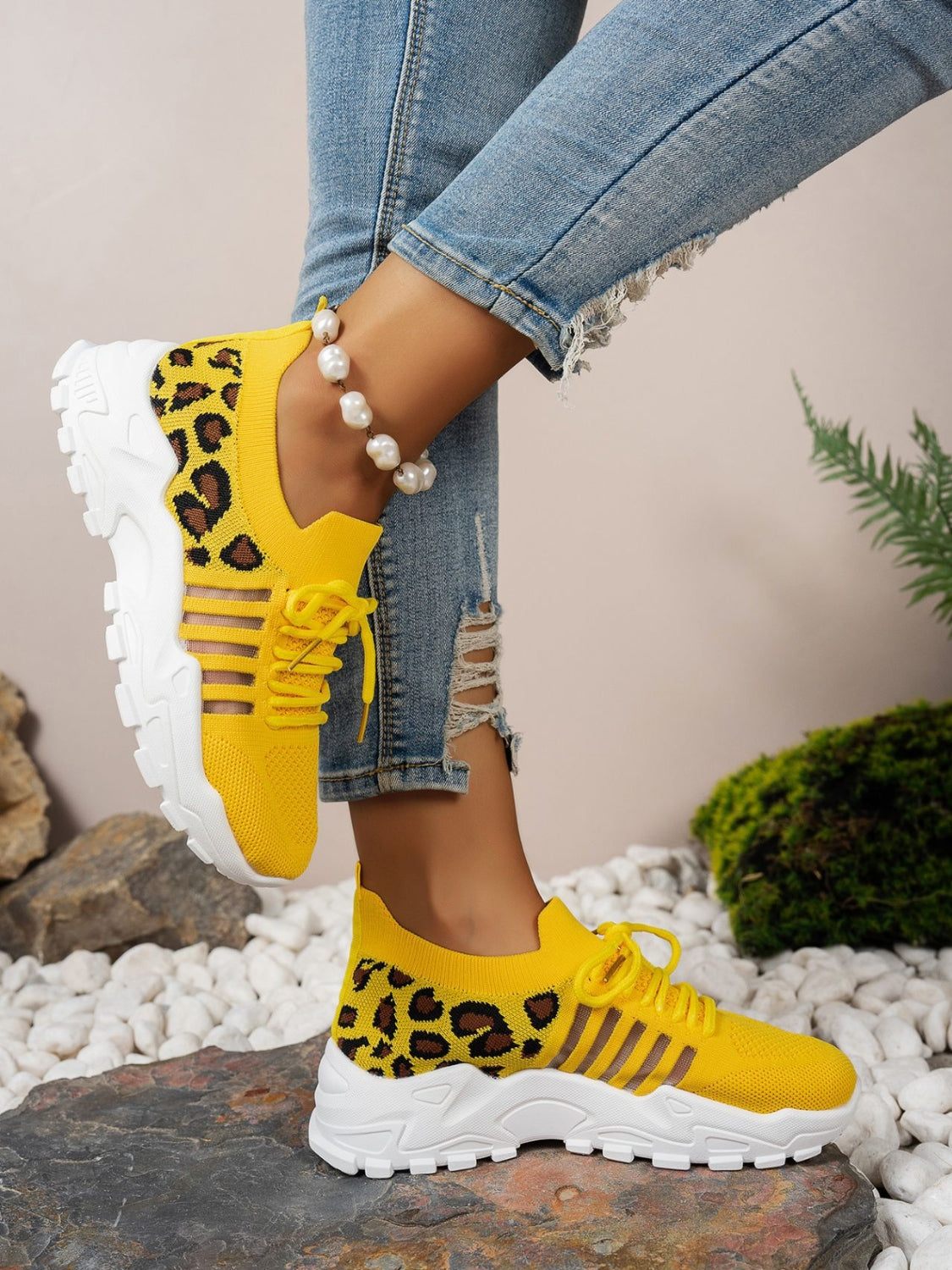 Leopard Lace Up Mesh Shoes